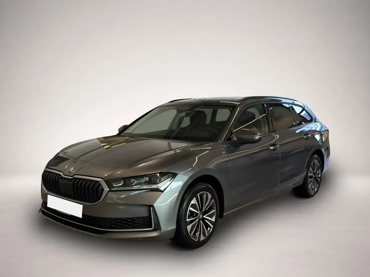 Gebraucht Skoda Superb Selection 265 PS (194 kW) 2025 Kombi
