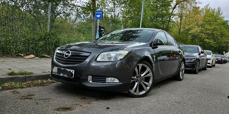 Andere farben Gebraucht 2010 Opel Insignia Limousine | 5.200 € (Fairer Preis) - Bild 1/4