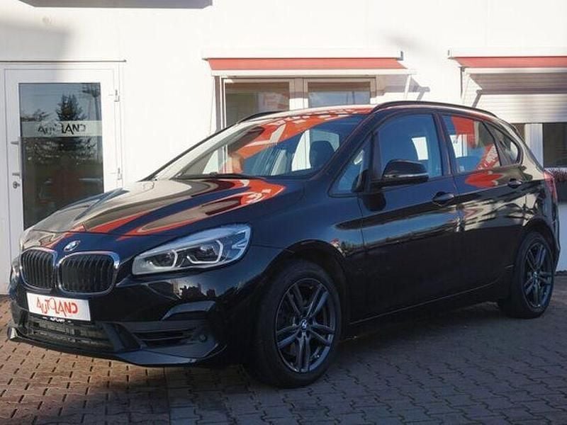 Gebraucht BMW 220 Advantage 192 PS (141 kW) 2018 Grau Van / Kleinbus
