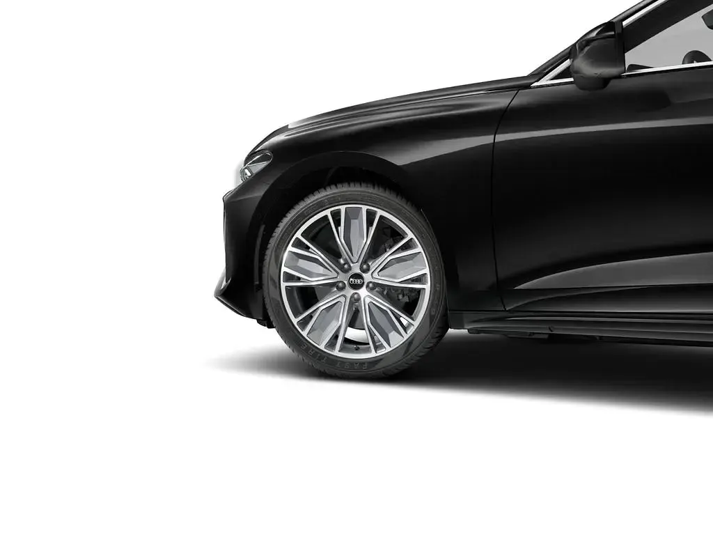 Gebraucht Audi A5 Basis 204 PS (150 kW) 2025 Mythosschwarz metallic Kombi