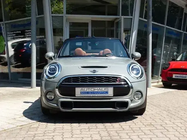 Gebraucht Mini Cooper S Cabriolet Chili 192 PS (141 kW) 2018 Moonwalk grey metallic Cabrio