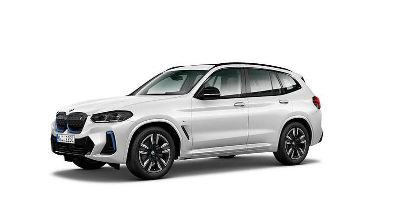 Gebraucht 2022 BMW iX3 Shadowline SUV | 42.990 € (Etwas zu teuer) - Bild 1/3