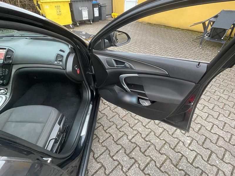 Gebraucht Opel Insignia 131 PS (96 kW) 2010 Limousine
