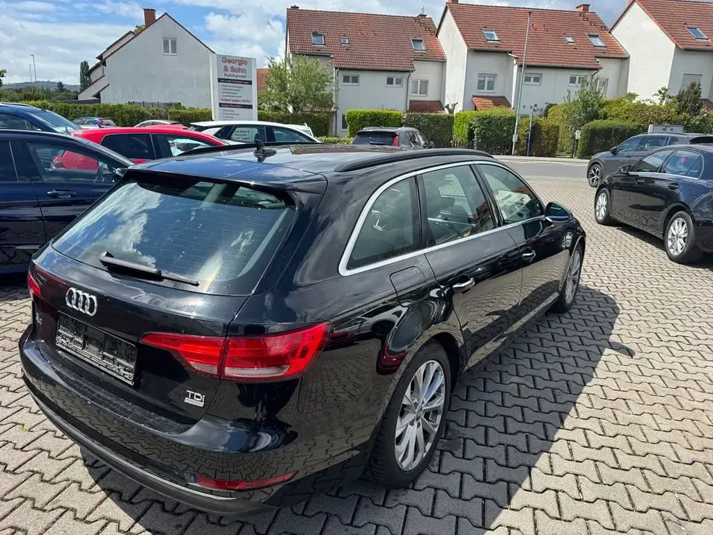 Gebraucht Audi A4 Design 190 PS (139 kW) 2018 Schwarz Kombi