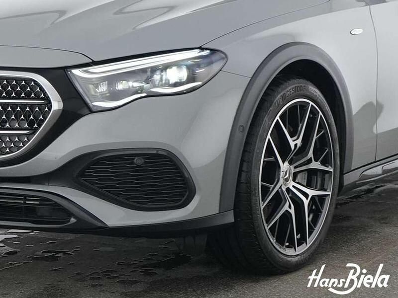 Gebraucht Mercedes E300 Night 313 PS (230 kW) 2025 Manufaktur lack manufaktur alp Kombi