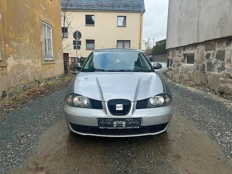 Gebraucht Seat Ibiza 75 PS (55 kW) 2003 Grün Kleinwagen