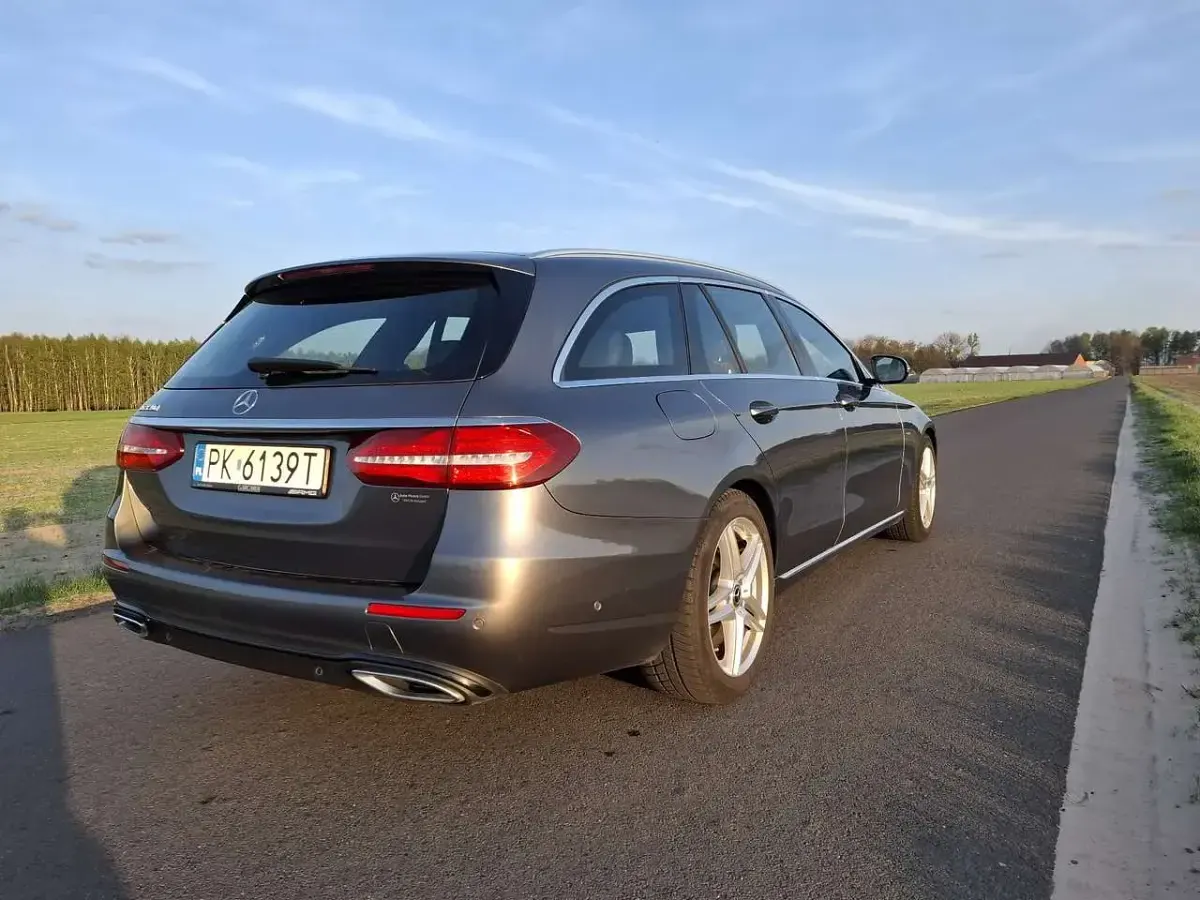 Usado Mercedes E220 Edition 194 CV (142 kW) 2019 Familiar