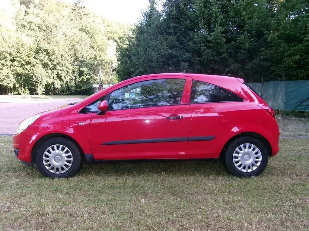 Gebraucht Opel Corsa Innovation 60 PS (44 kW) 2007 Rot Kleinwagen