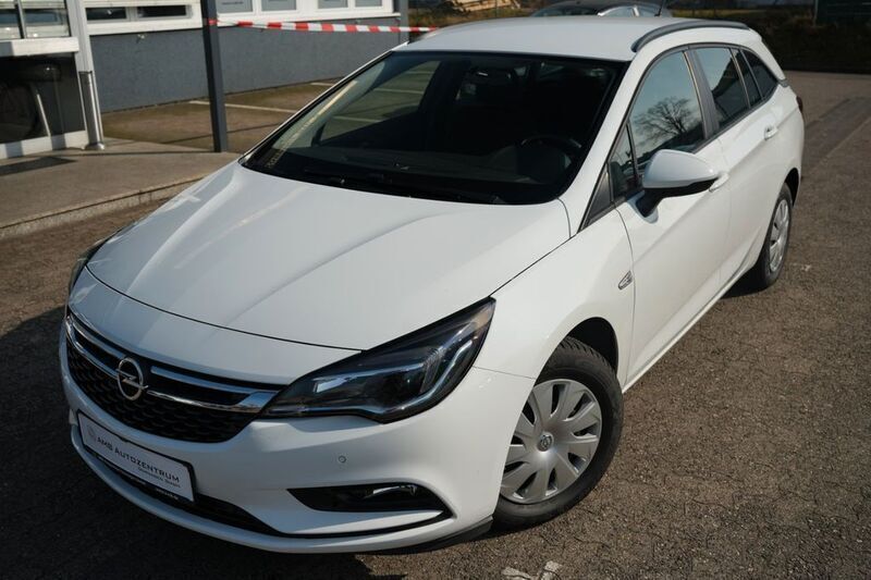 Weiß Gebraucht 2017 Opel Astra Business Kombi | 5.999 € (Guter Preis) - Bild 1/4