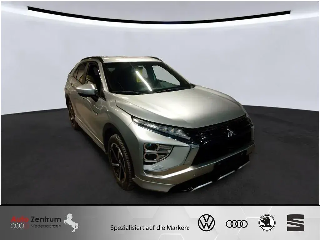 Gebraucht Mitsubishi Eclipse Cross 188 PS (138 kW) 2023 Silber SUV