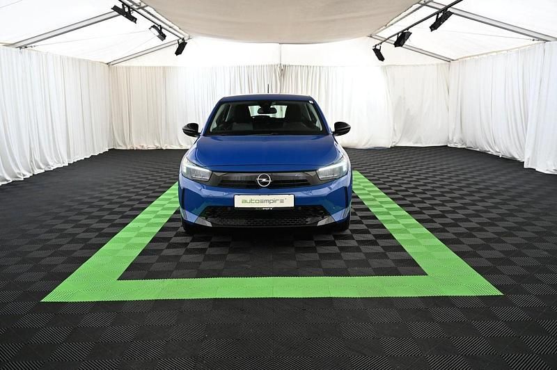 Second-hand Opel Corsa-e Edition 114 kW (156 CP) 2024 Albastru Hatchback