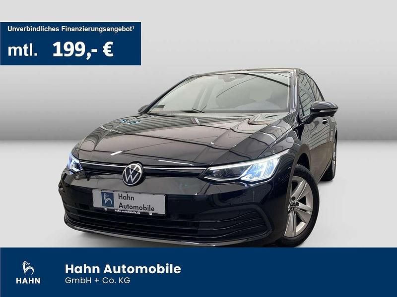 Schwarz Gebraucht 2022 VW Golf VIII Life Limousine | 20.730 € (Fairer Preis) - Bild 1/3