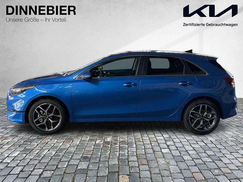 Nowe Kia Ceed Platinum 140 KM (102 kW) 2025 Niebieski Hatchback