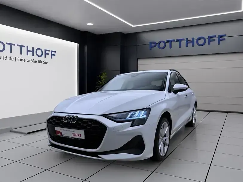Gebraucht Audi A3 Ambiente 150 PS (110 kW) 2025 Gletscherweiß metallic Limousine