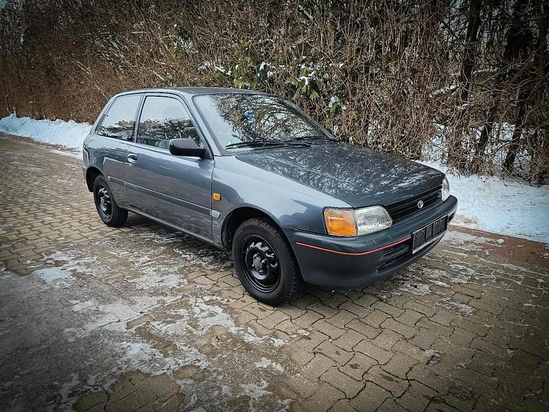 Gebraucht Toyota Starlet 75 PS (55 kW) 1991 Grau Kleinwagen