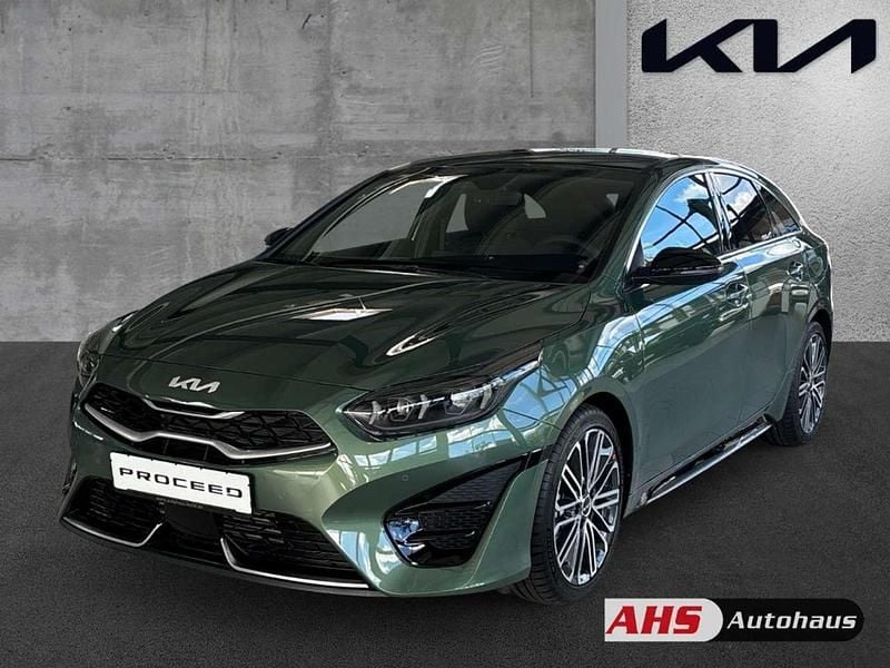 (exg) experience green m Gebraucht 2024 Kia ProCeed GT-Line Kleinwagen | 28.890 € (Superpreis) - Bild 1/4