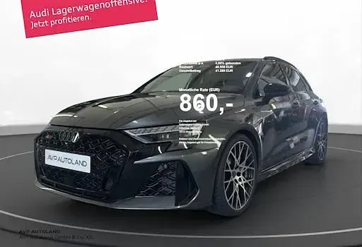 Neu Audi RS3 Sport 400 PS (294 kW) 2026 Schwarz Limousine