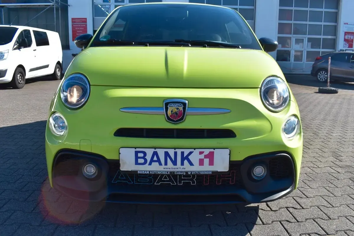 Gebraucht Abarth 595 Pista 165 PS (121 kW) 2021 Verde adrenalina Kleinwagen