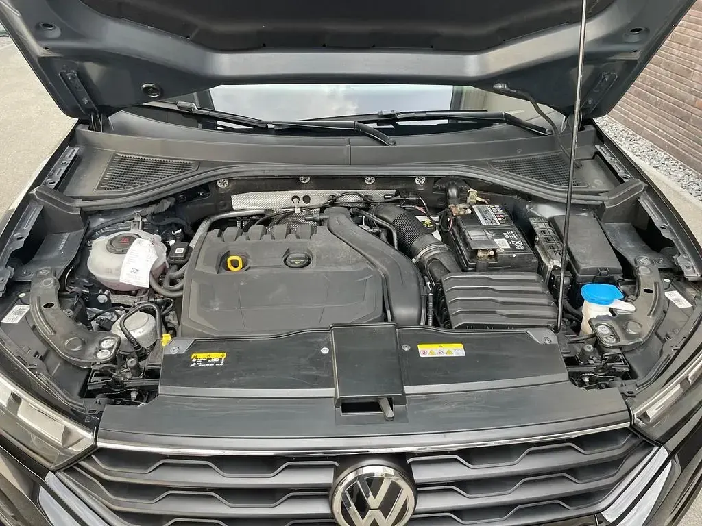 Gebraucht VW T-Roc Design 150 PS (110 kW) 2020 Schwarz SUV