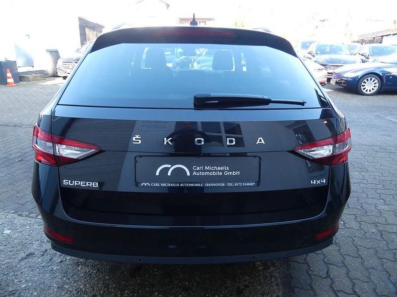 Gebraucht Skoda Superb Ambition 200 PS (147 kW) 2020 Schwarz Kombi