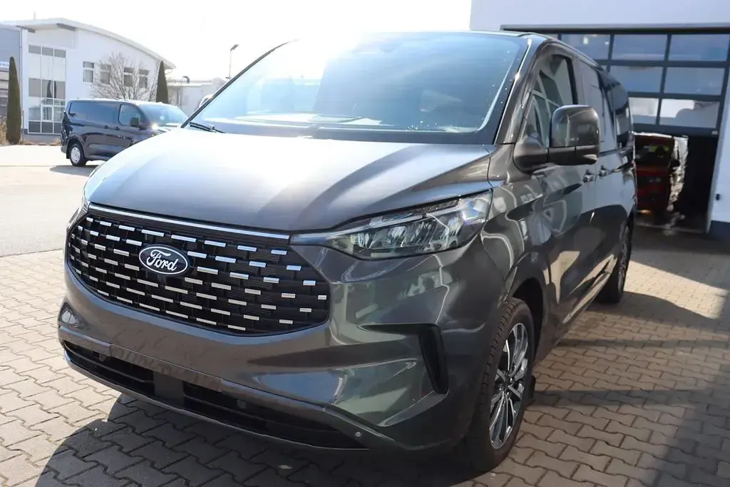 Neu Ford Tourneo Titanium X 170 PS (125 kW) 2026 Magnetic metallic Van / Kleinbus