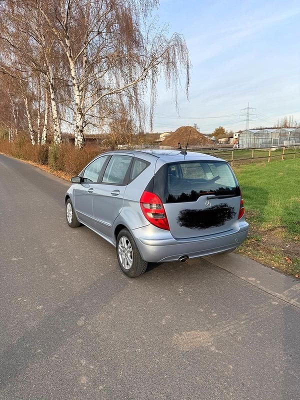 Gebraucht Mercedes A150 90 PS (66 kW) 2007 Blau Kleinwagen