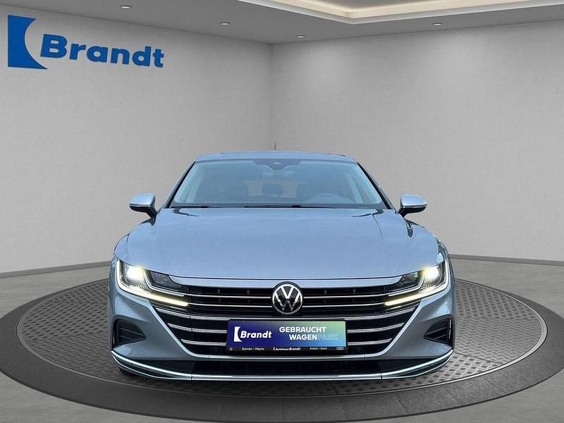 Gebraucht VW Arteon Elegance 280 PS (205 kW) 2021 Pyritsilber metallic (metallic) Kombi
