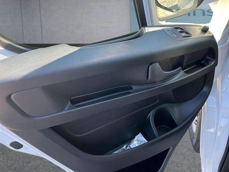 Gebraucht Citroën Jumper 140 PS (102 kW) 2025 Weiß Van / Kleinbus