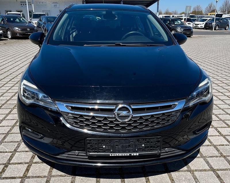 Second-hand Opel Astra Edition 150 CP (110 kW) 2017 Negru Break