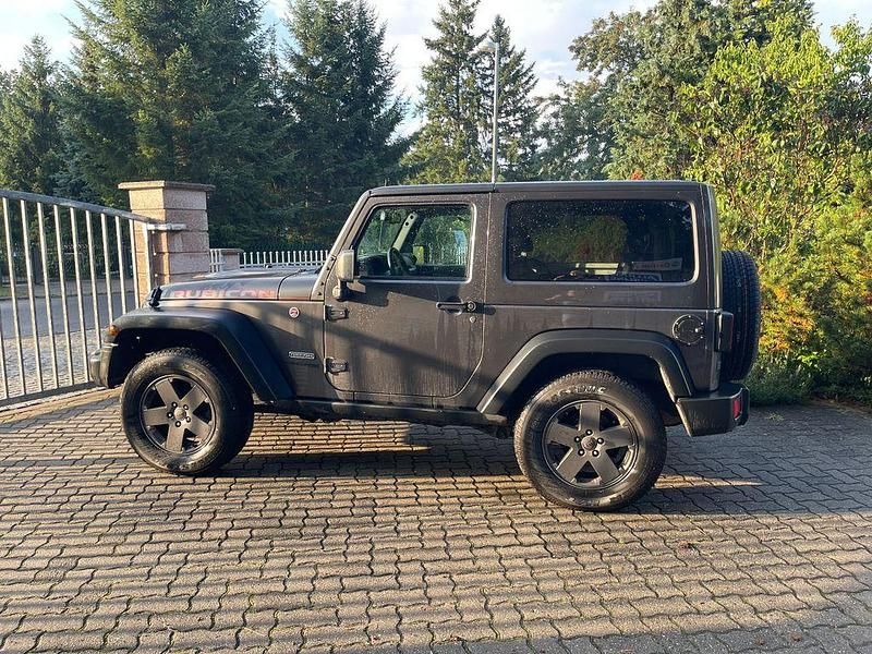 Gebraucht Jeep Wrangler 200 PS (147 kW) 2018 Blau SUV