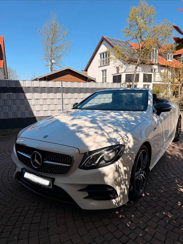 Gebraucht Mercedes E200 AMG 184 PS (135 kW) 2018 Weiß Cabrio