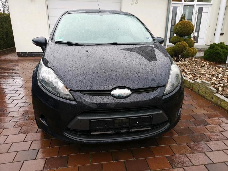 Gebraucht Ford Fiesta 75 PS (55 kW) 2009 Schwarz Kleinwagen