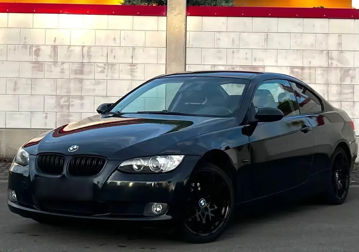 Gebraucht BMW 320 170 PS (125 kW) 2007 Schwarz Coupé