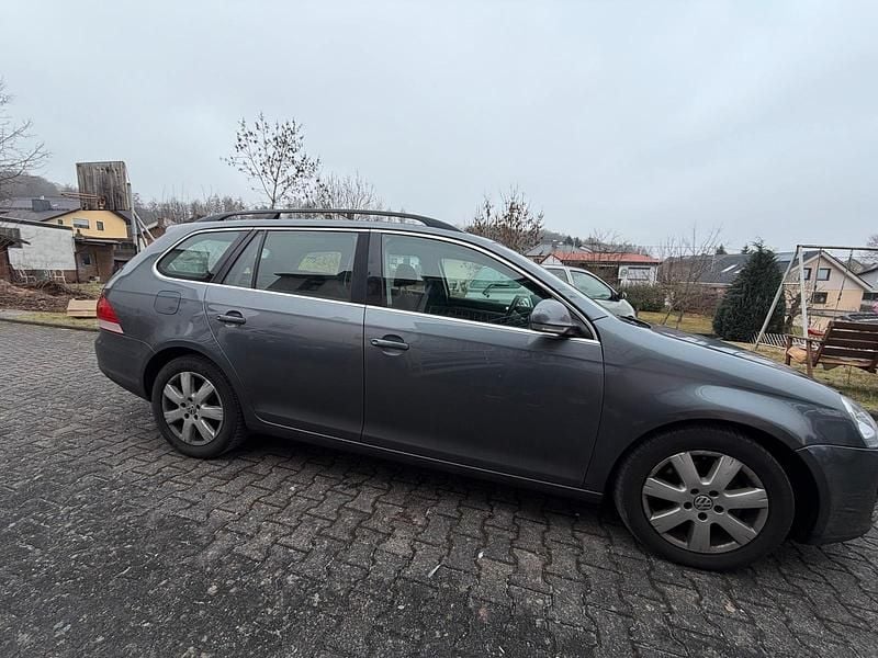 Gebraucht VW Golf V 140 PS (102 kW) 2007 Silber Kombi