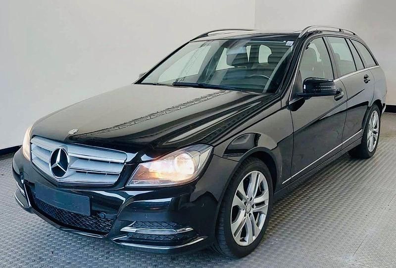 Schwarz Gebraucht 2014 Mercedes C220 Avantgarde Kombi | 12.600 € (Guter Preis) - Bild 1/4