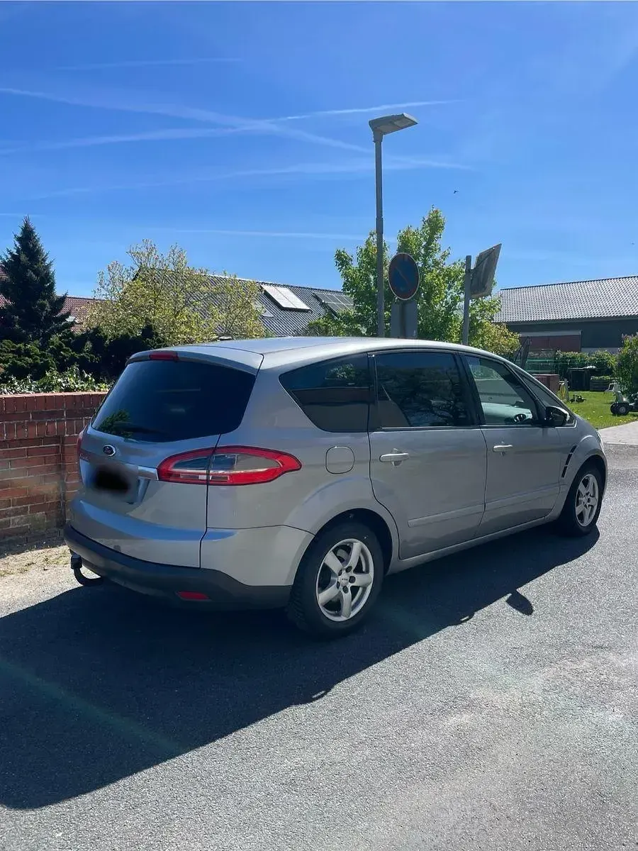 Occasion Ford S-MAX Trend 140 ch (102 kW) 2011 Argent Monospace