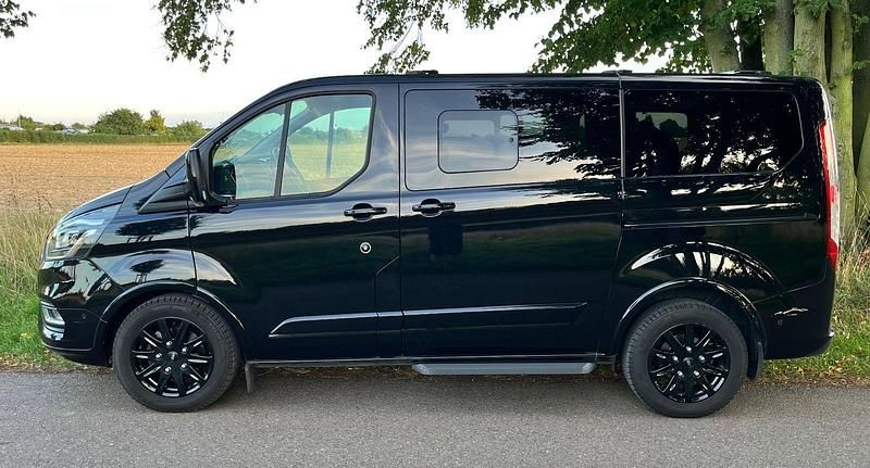 Gebraucht Ford Tourneo Titanium X 185 PS (136 kW) 2020 Schwarz Van / Kleinbus