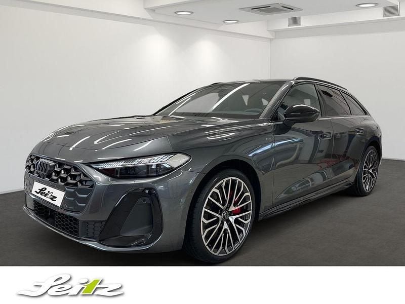 Daytonagrau perleffekt Neu 2025 Audi A5 Sport Kombi | 78.949 € - Bild 1/3