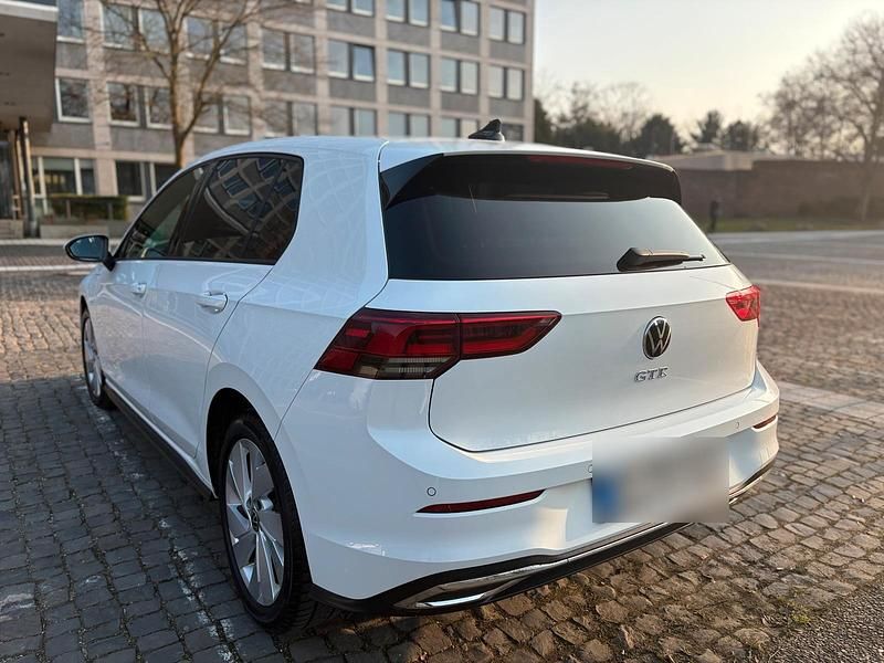 Gebraucht VW Golf VIII GTE 245 PS (180 kW) 2021 Weiß Limousine