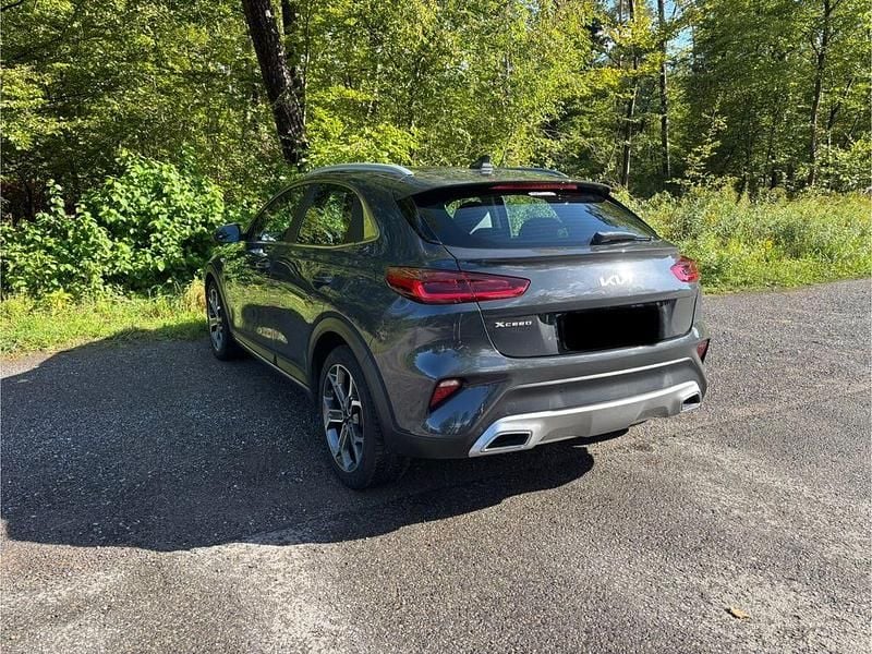 Grau Gebraucht 2022 Kia XCeed Vision SUV | 19.390 € (Guter Preis) - Bild 1/4