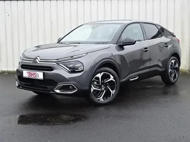 Platinum grau (grau) Gebraucht 2021 Citroën C4 Feel Limousine | 20.900 € (Teuer) - Bild 1/4