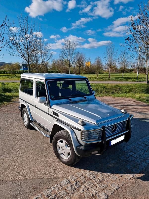 Silber Gebraucht 2003 Mercedes G270 SUV | 39.990 € (Fairer Preis) - Bild 1/4