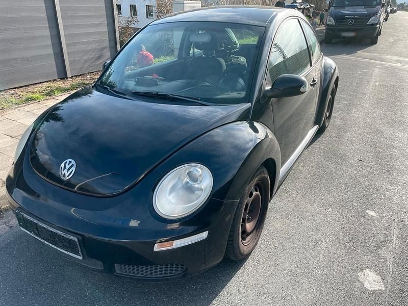 Gebraucht VW New Beetle 105 PS (77 kW) 2007 Schwarz Kleinwagen