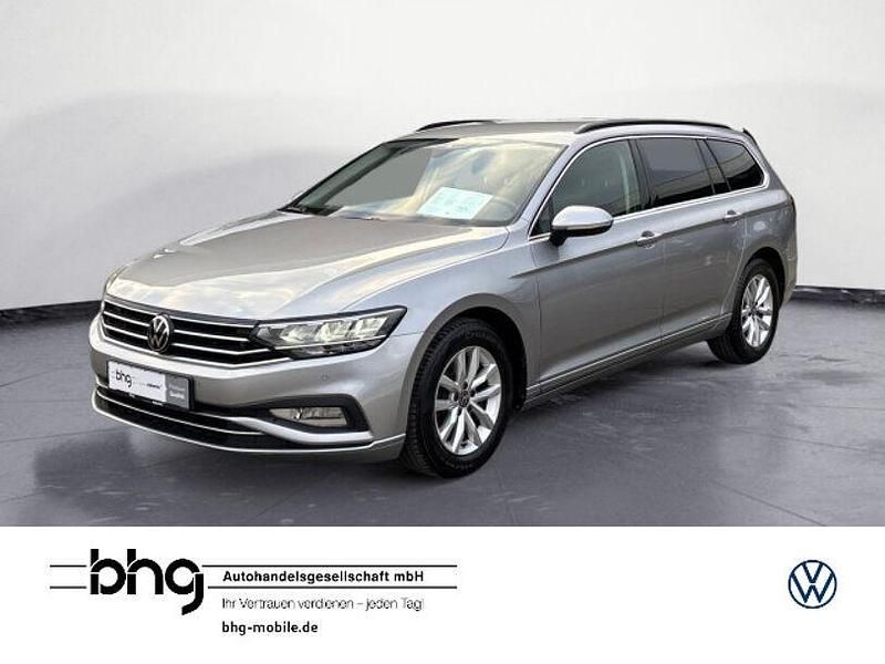 Silber Gebraucht 2022 VW Passat Business Kombi | 22.430 € (Fairer Preis) - Bild 1/4
