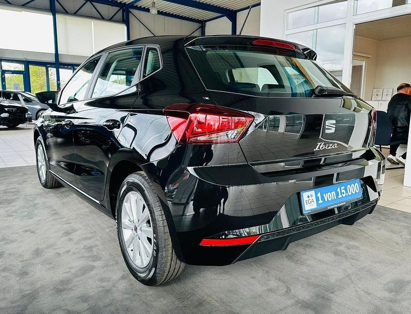 Neu Seat Ibiza Reference 80 PS (58 kW) 2025 Schwarz Kleinwagen