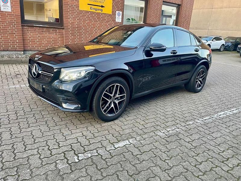 Schwarz Gebraucht 2019 Mercedes GLC220 AMG Coupé | 33.900 € (Fairer Preis) - Bild 1/4