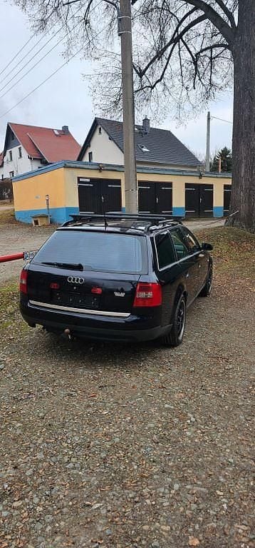 Gebraucht Audi A6 Sport 131 PS (96 kW) 2001 Blau Kombi