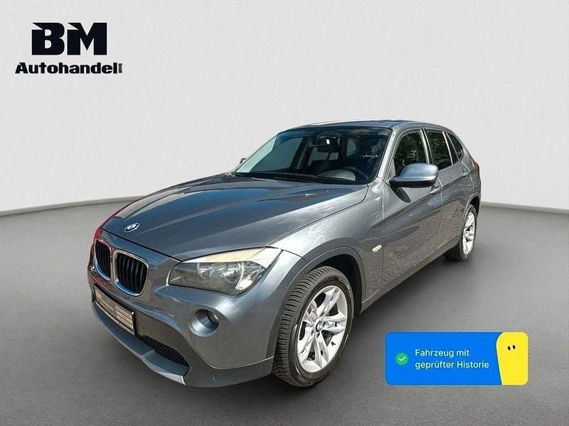 Grau Gebraucht 2011 BMW X1 Sport Line SUV | 8.400 € (Fairer Preis) - Bild 1/4