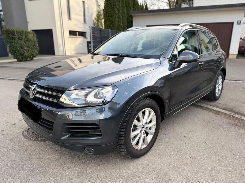 Gebraucht VW Touareg 245 PS (180 kW) 2014 Grau SUV