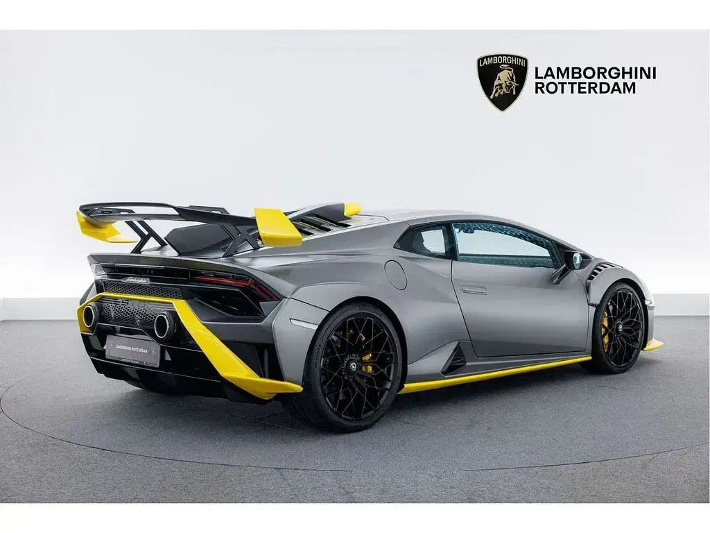 Gebraucht Lamborghini Huracán 640 PS (470 kW) 2022 Grau Cabrio